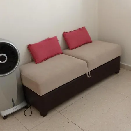 דירה 2 Bedroom In Makenzi *