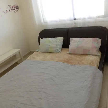 2 Bedroom In Makenzi * לרנקה