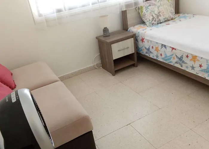 2 Bedroom In Makenzi アパート *